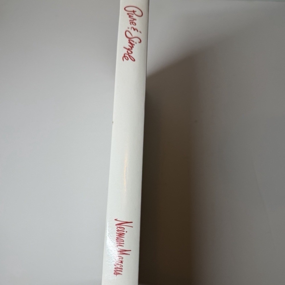 Pure and Simple : An Incircle Cookbook by Neiman Marcus Staff (1991, Hardcover) - Picture 2 of 3